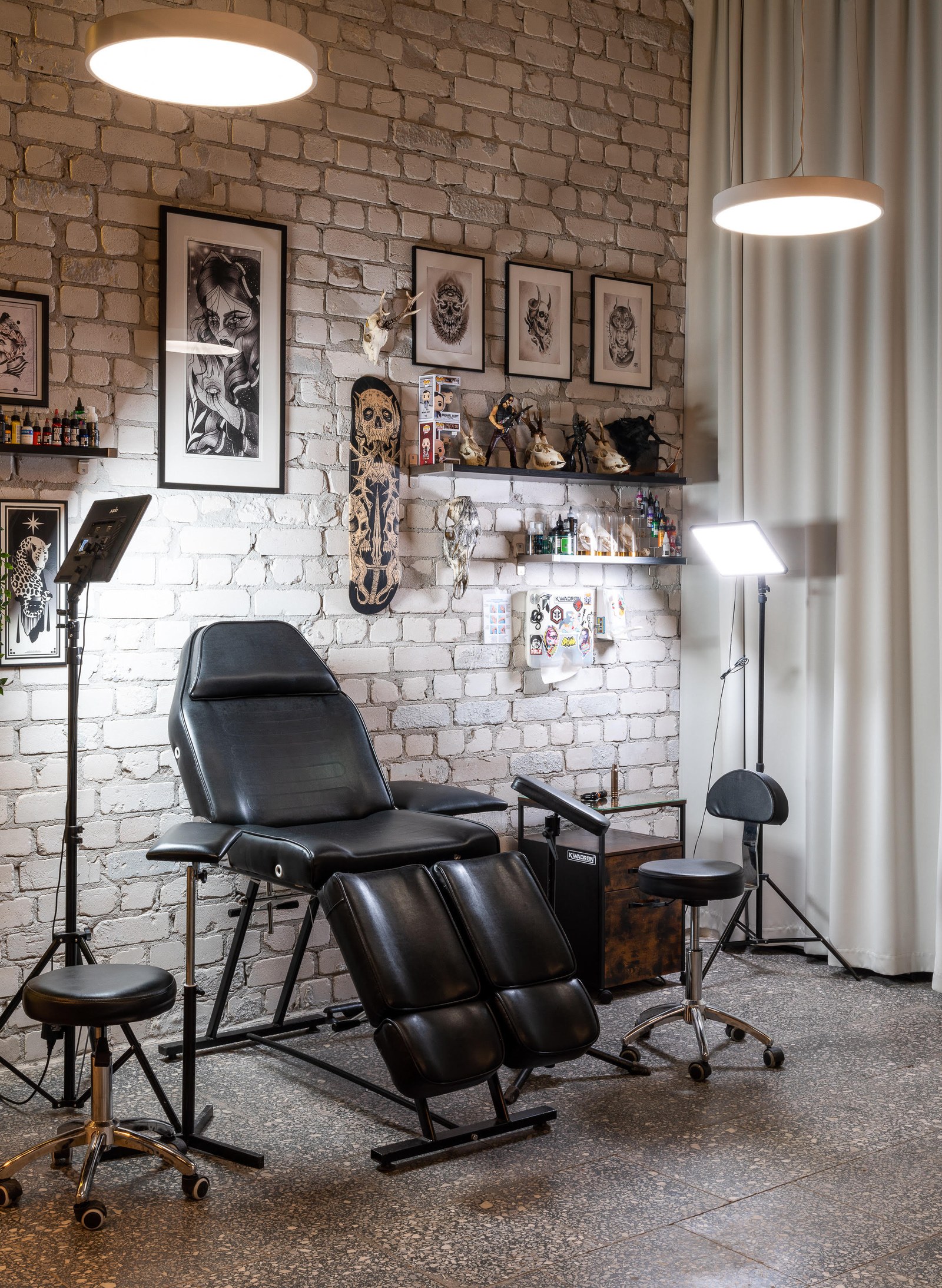 True Tattoo studijos interjeras