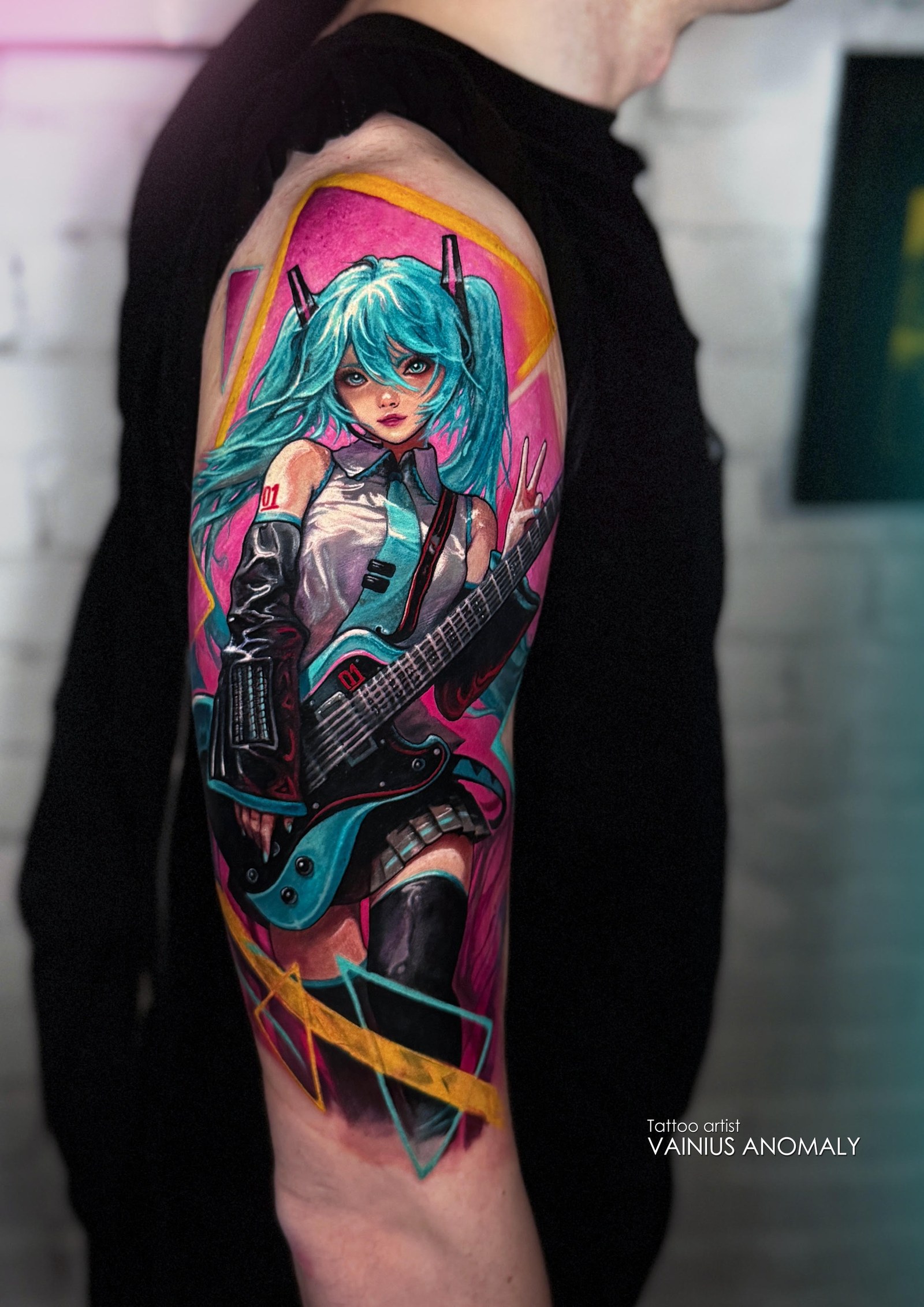 Vainius Anomaly darbas — True Tattoo